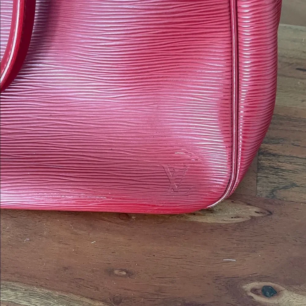 Rare Vintage Louis Vuitton Red Women's Handbag